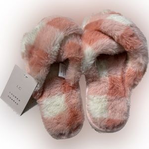 NWT LC Lauren Conrad slippers